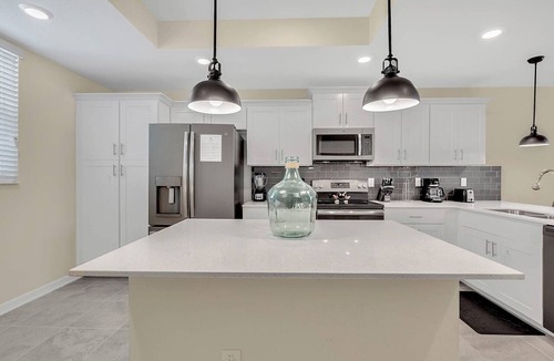 Bay Lake Apartment | 2 Bedrooms/2 Bathrooms/Storey Lake (4731-304 CT)