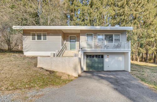 Lancaster House | 2 Mi to Lancaster City Center: Quiet Family Home