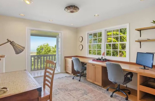 Waimea House | 2600ft Luxury Paradise: Hot Tub & Maunakea Views