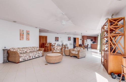Keaau House | 266 m² House ∙ 5 bedrooms ∙ 13 guests