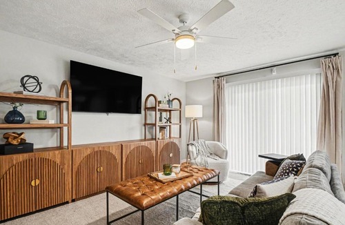Notre Dame Apartment | 2B2BA Near ND Private Balcony Walk to Campus