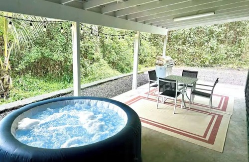 Orchidlands Estates House | 3.6-Acre Hawaiian Forest Retreat, King Suites, Hot Tub, AC