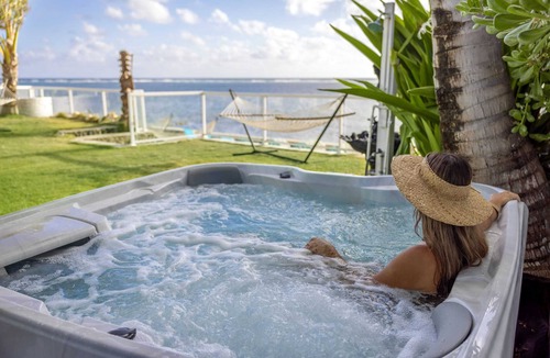 Hauula Villa | 3 Beachfront Spas|90"THTR|Only home in Hawaii with Private Beach|Jurassic Park F