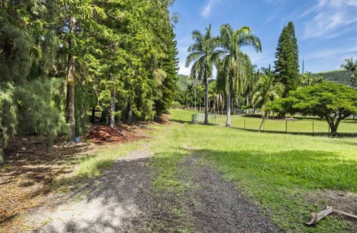 Naalehu Condo | 3 Bedroom Ocean View Home for 8 - Hale Kamaoa