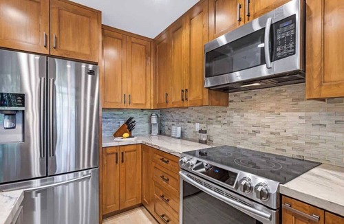 Napili House | 3BR Luxury Home, AC, 2 Min Beach Walk