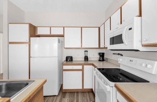 Crescent Lakes House | 4 BD/3 BA/Crescent Lakes (5305 CV)
