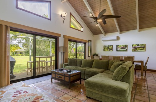Poipu House | 4 BDR, 3 BR, A/C, walk to beaches, restaurants and The Grand Hyatt