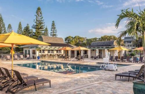 Waikoloa House | 448 Sleeps 13, pool and amenities