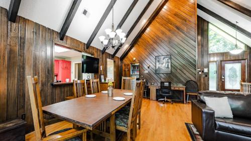 Woodfin House | 4BR Retreat Hot Tub Views Pets OK North AVL