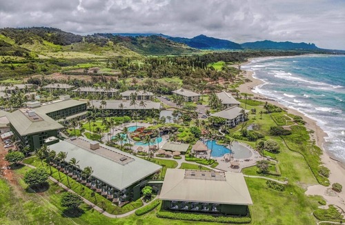 Hanamaulu Resort | 5-bedrooms at beachfront Outrigger Kauai Beach Resort. Multi-Unit Flexibility.