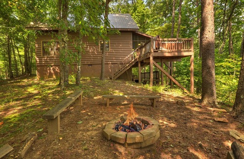 Blue Ridge Cabin | 5-Star Cabin-Best Views in GA-Hot Tub-Pups Welcome-15 Min Blue Ridge-Clean