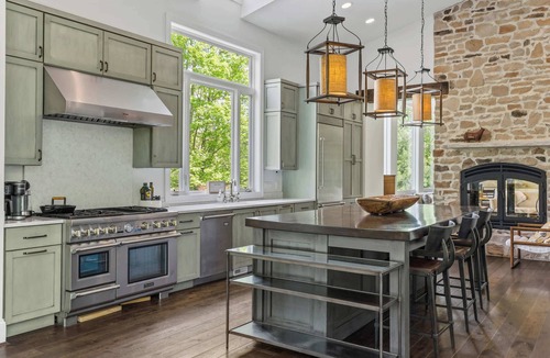 Anderson Township House | 9 Acre Estate|Pool|Hot Tub|Wine Cave|20 Min to DT