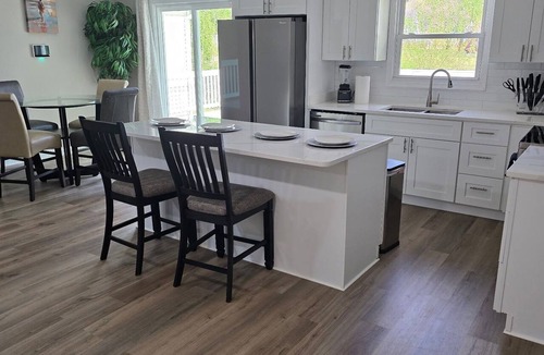Portsmouth House | A 4-BR 2 Bath house in a well loved neighborhood centrally located in Portsmouth