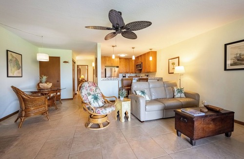 Waikoloa Condo | A stunning one-bedroom with golf course and ocean view!