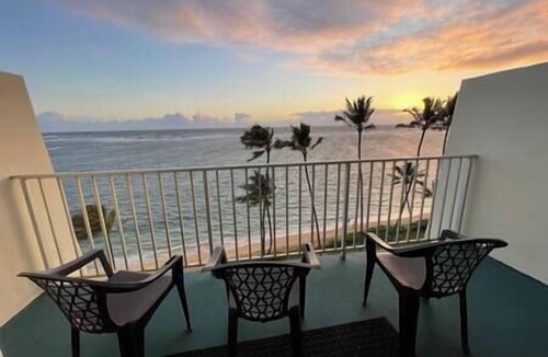 Punaluu Apartment | Aloha Beachside Getaways 3