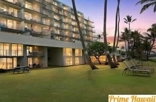 Punaluu Condo | Amazing Beachfront Condo