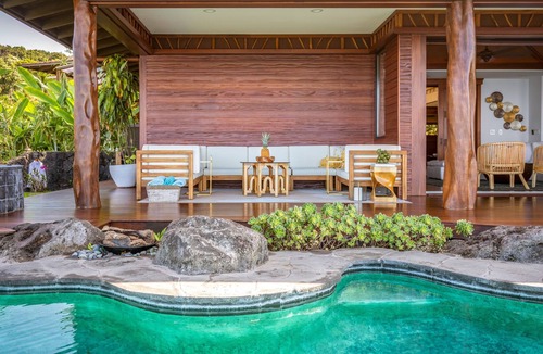 Honalo Villa | Aolani House & Cottage Villa Ocean Views Sleeps 12