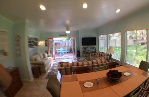Jekyll Island Cottage | B Beach, Golf, Tennis and Fun for the whole family Sandy Toes & Salty Kisses B