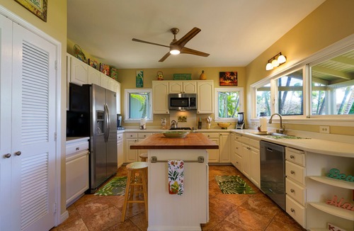 Koloa House | BABY BEACH BUNGALOW 2-STEPS TO BEACH - OCEAN VIEW - AMAZING LOCATION, NEAR SHOPS