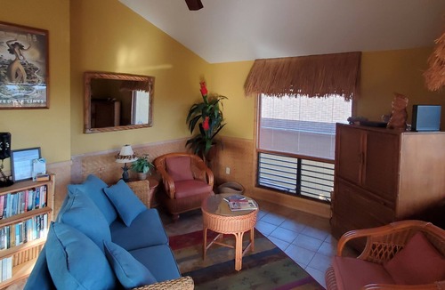 Kalaheo Cottage | Bamboo for Two Ocean View 12 Minutes from Poipu Beach