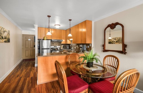 Nawiliwili Condo | Banyan Harbor A-09, A/C & Centrally located
