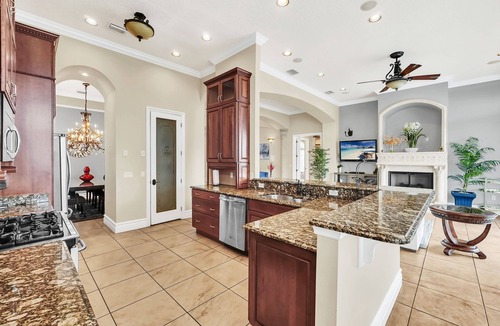 Reunion House | Beautiful 6 Bedroom House In Reunion Resort And Spa