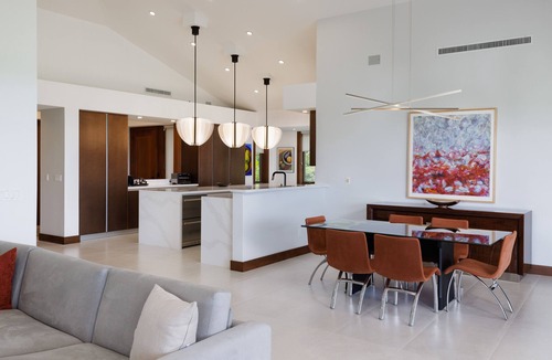 Kaupulehu Condo | Beautiful Fairway Villa 104A at Hualalai w/Resort Pool, AC & Two Golf Carts