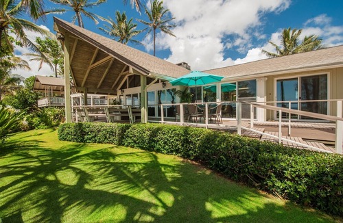 Pupukea House | Beautiful Island Style Beachfront with AC and large covered lanai