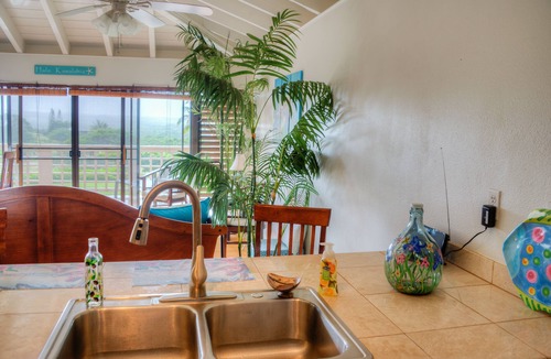 Maunaloa Condo | Beautiful top floor condo w/amazing view of Papohaku Beach