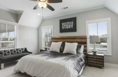 Westside House | Beautifully spacious 4 bed/ 4 bath house with game room in the heart of Atlanta!