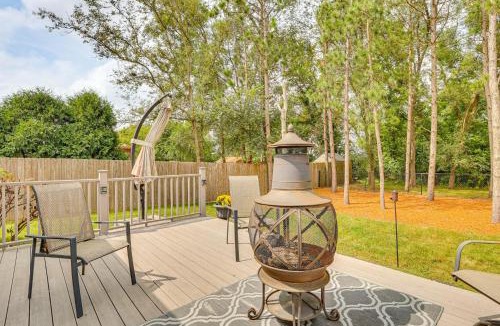Beloit House | Beloit Home w/Deck: 3 Mi to Health System Campus