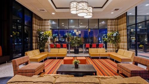 Downtown Baltimore Hotel | Best Western Plus Hotel & Conference Center