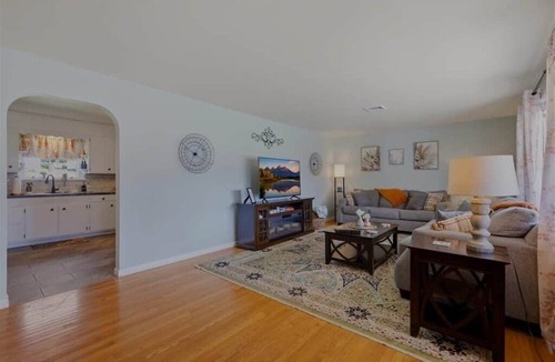 Pottstown House | Book NOW Skip the Tent - Real Beds Near Folk Fest