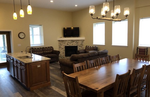 Ellicottville House | Brand New Build in Ellicottville's village! The Gorgeous Chardonnay Chalet