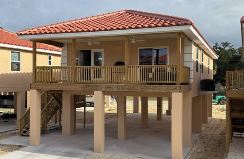 Homosassa Villa | Brand new -Jan 2025- 2 BR, 2 BA villa in TradeWinds, Homosassa
