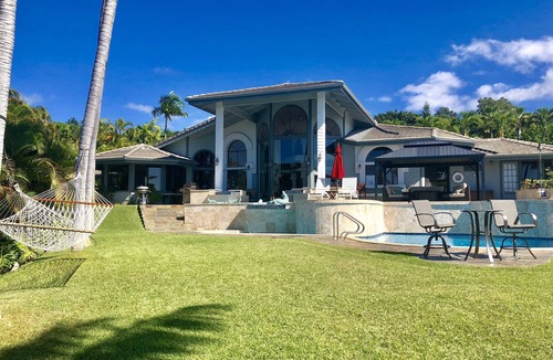 Kalaoa House | Breathtaking Estate, Panoramic Ocean Views, Waterfalls, Pool & Spa, until 8/31