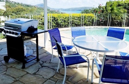 Waialae Iki Ridge House | Breathtaking Ocean + Mountain View + Private Pool. Monthly Rental!