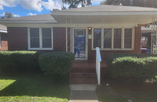 Portsmouth House | Cambridge Knights a 3 bedroom home full of charm