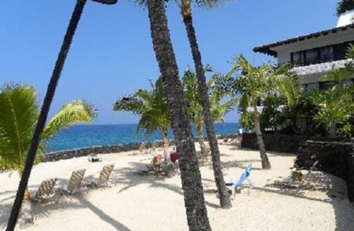 Kailua-Kona House | Casa de Emdecko #138 by Casago Kona - Beach and Oceanfront