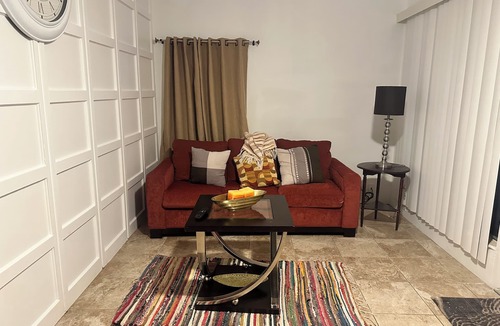 Coral Ridge Apartment | Charming 1-bedroom apartment in welcoming Fort Lauderdale with WiFi, AC