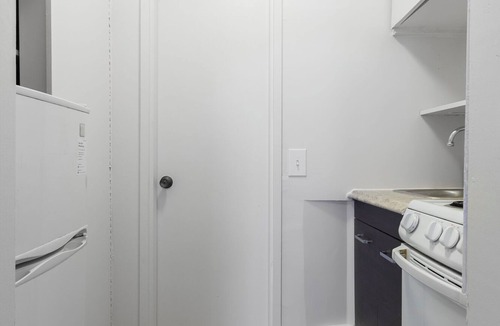 Midtown East Apartment | Charming studio with Queen Bed and Sofa bed in welcoming New York