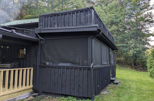 Petersburg Cabin | Close to Penn State & Whipple's Dam - HOT TUB & Pet Friendly!