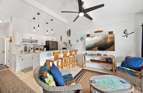 Wailua Condo | Cozy 2-bedroom condo centrally located in charming Kapaʻa with AC