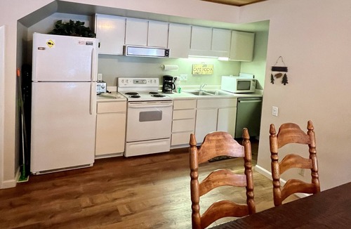 Incline Village Condo | Cozy Condo Incline Village, Nth Shore Lake Tahoe WEEKLY & MONTHLY DISCOUNTS