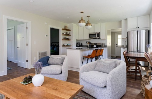 Mars Hill Apartment | Cozy Country Cottage | Fire Pit, BBQ, Dog Friendly
