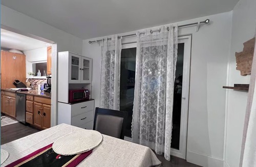Everett House | Cozy Family Home