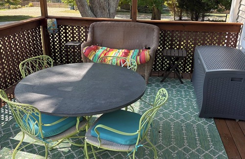 South Haven Condo | Cozy, quiet 2-bedroom condo just 5 minutes north of South Haven. Walk to Beach.