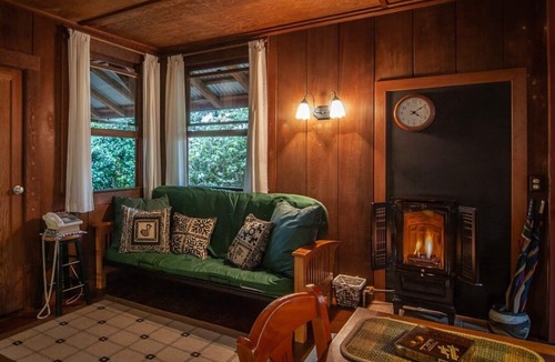 Volcano House | Crater Rim Cabin