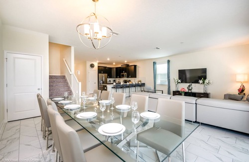 Davenport House | Disney Vacation Getaway - Perfect Pool Home in Champions Gate with WATERPARK!