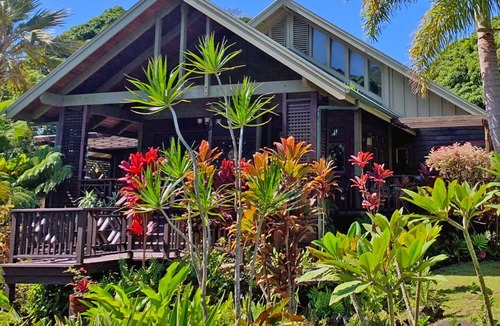 Waiohinu House | Dragonfly Lodge, a Tropical Retreat House
